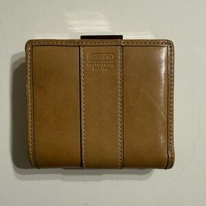 Vintage Coach Brown Leather Compact Wallet